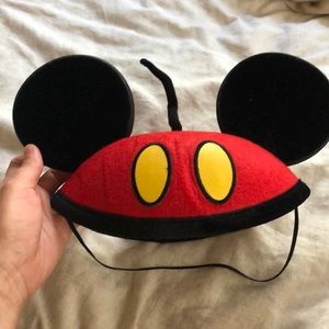 Classic Mickey Mouse tail ears